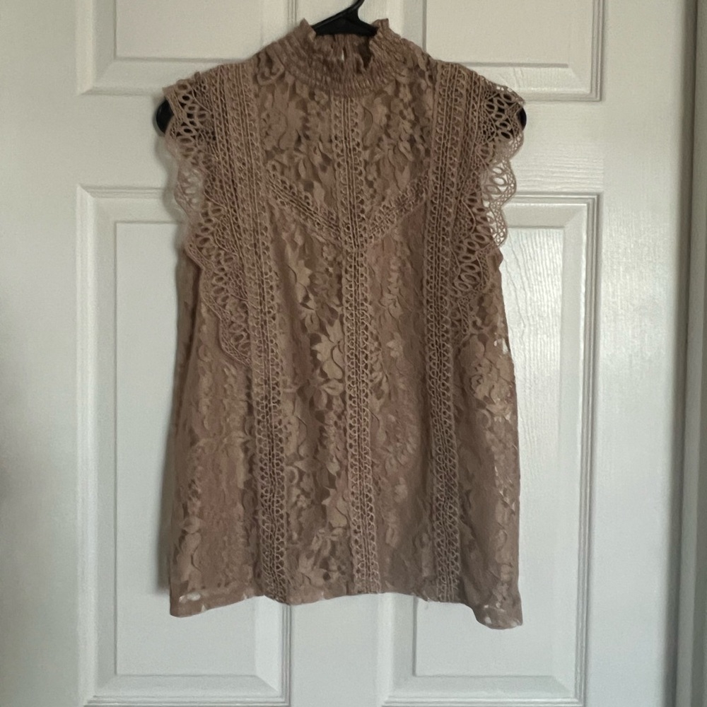 Cable & Gauge Tan Lace Blouse Size Small